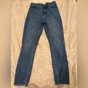 Abercrombie & Fitch Women's Ankle Jeans